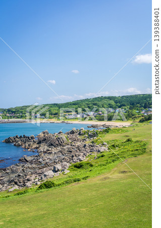 "Aomori Prefecture" Tanesashi Coast in early summer, Hachinohe City, fragrant with fresh greenery "Aomori Prefecture" Tanesashi Coast in early summer, Hachinohe City, fragrant with fresh greenery 139388401