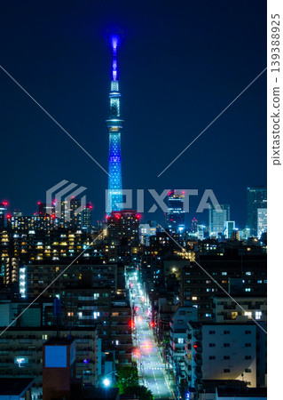 夜幕下的東京晴空塔：東京熱門旅遊景點。 139388925
