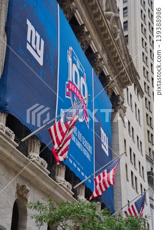 Wall Street / New York 139388986