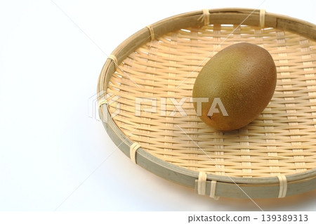 Still life photograph of a kiwi with copy space Still life photograph of a kiwi with copy space 139389313