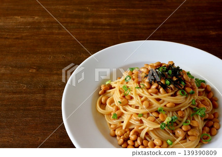Natto pasta in the background of the table 139390809