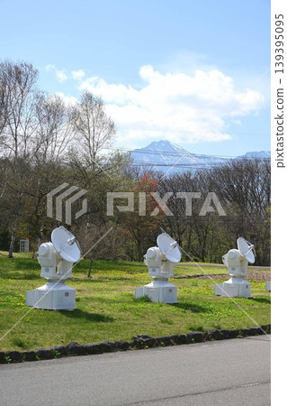 射電望遠鏡和Yatsugatake 射電望遠鏡和Yatsugatake 139395095