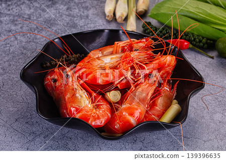 Boiled fresh red tiger prawns 139396635