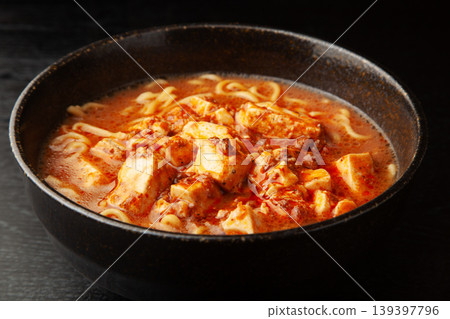Mapo tofu ramen Mapo tofu ramen 139397796
