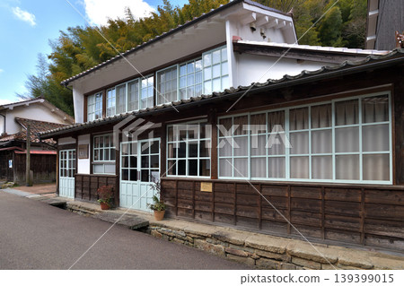 Iwami Ginzan Silver Mine World Heritage Site: Streetscape of the Omori District, including the former Omori Post Office Iwami Ginzan Silver Mine World Heritage Site: Streetscape of the Omori District, including the former Omori Post Office 139399015