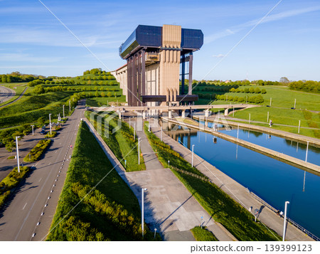 Aerial side angle of boat lift connecting upper and lower canals Aerial side angle of boat lift connecting upper and lower canals 139399123