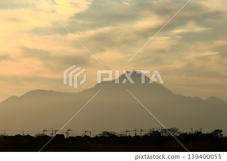 Sunset view of Mount Unzen-Fugen Sunset view of Mount Unzen-Fugen 139400055