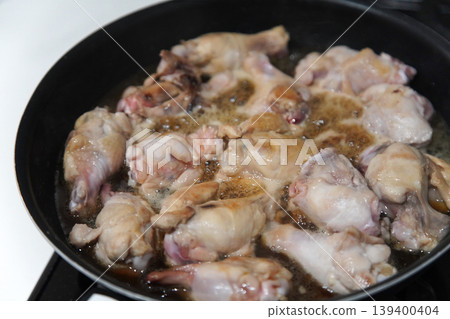 How to boil chicken wings How to boil chicken wings 139400404