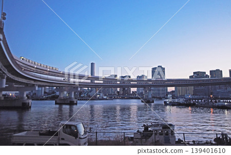 Run in the sky 139401610