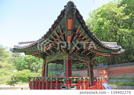 鶴見綠地公園(1990年世博紀念公園)、韓國花園、韓國館 鶴見綠地公園(1990年世博紀念公園)、韓國花園、韓國館 139402278