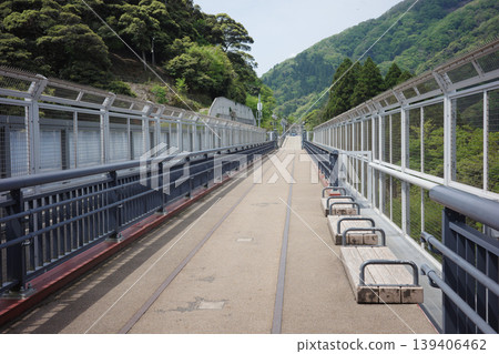兵庫縣三方郡阿丸部鐵路橋,阿丸部站 兵庫縣三方郡阿丸部鐵路橋,阿丸部站 139406462