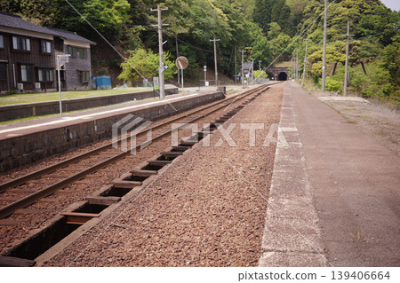 Yoroi Station, Mikata District, Hyogo Prefecture Yoroi Station, Mikata District, Hyogo Prefecture 139406664