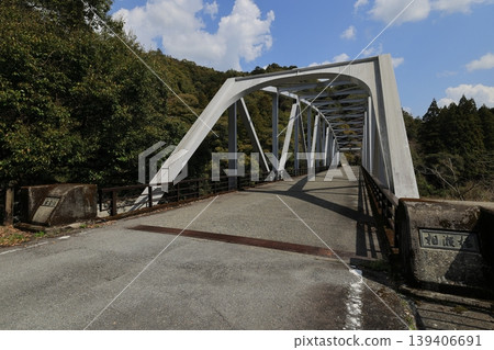 Roads around Ichimaiwa, Kozagawa Town, Wakayama Prefecture 139406691