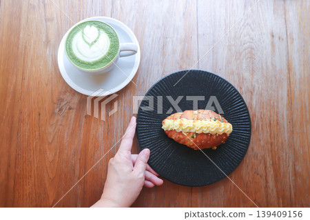 green tea or matcha green tea, milk green tea or matcha latte or matcha green tea latte and shio pan or cream cheese shio pan or bread green tea or matcha green tea, milk green tea or matcha latte or matcha green tea latte and shio pan or cream cheese shio pan or bread 139409156