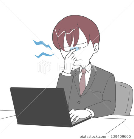 一個男人在辦公桌工作時眼睛疲勞 139409600