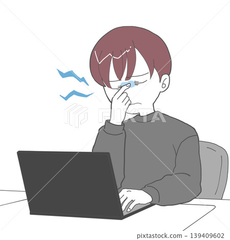 一名男子因在家工作而出現眼部疲勞症狀。 一名男子因在家工作而出現眼部疲勞症狀。 139409602