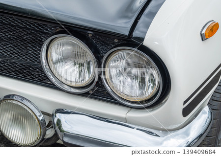 舊車的車燈 舊車的車燈 139409684