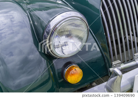 舊車的車燈 139409690