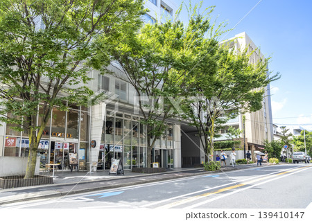 神奈川縣川崎市的城市景觀：梶谷車站前的街景 139410147