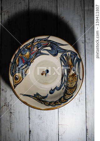 沖繩傳統工藝品：八千文魚紋盤 139411807