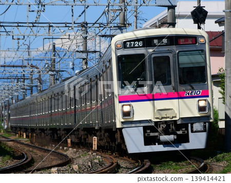 京王7000系列7726F型蒸汽機在富士山背景下運行 京王7000系列7726F型蒸汽機在富士山背景下運行 139414421