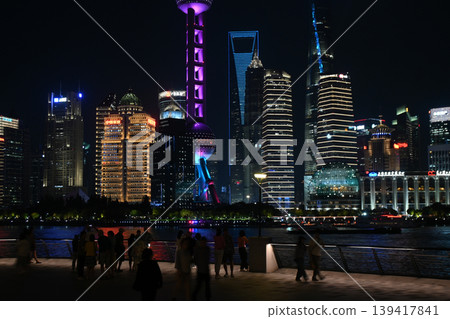 Shanghai night view: Oriental Pearl Tower and the skyscrapers of Lujiazui Shanghai night view: Oriental Pearl Tower and the skyscrapers of Lujiazui 139417841