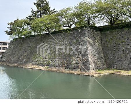 福井城遺址的石牆與護城河 139420721
