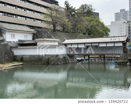 The stone walls, moat, and corridor bridge of Fukui Castle ruins 139420722