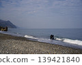 People searching for jade at Suzawa Beach (Jade Coast) 139421840