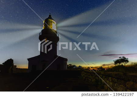 Yakushima Lighthouse, soaring through the midsummer night sky (Summer Yakushima Lighthouse, soaring through the midsummer night sky (Summer 139422197