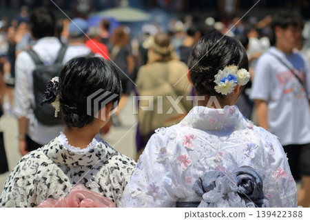 Yukata tourists rental kimono Japanese clothes Yukata tourists rental kimono Japanese clothes 139422388