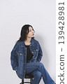 Women in denim fashion 139428981