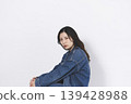 Women in denim fashion 139428988