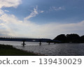 The blue bridge of Aoshima Island on Lake Koyama emerges from the twilight. 139430029