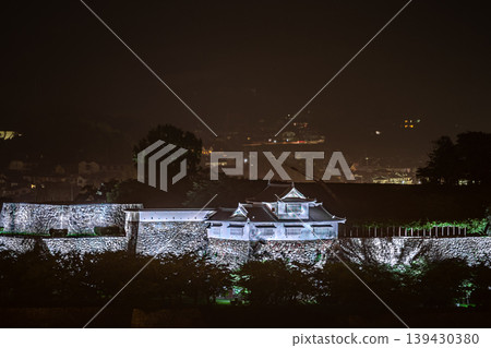 夜幕降臨,奇幻的津山城和備中塔樓映入眼簾。 *照片拍攝地點已在評論區註明。 夜幕降臨,奇幻的津山城和備中塔樓映入眼簾。 *照片拍攝地點已在評論區註明。 139430380
