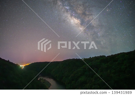 阿波川谷與銀河：屋久島，海上阿爾卑斯山（夏季） 139431989