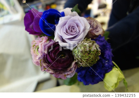 Vibrant Purple and Blue Floral Bouquet Close-up 139432255