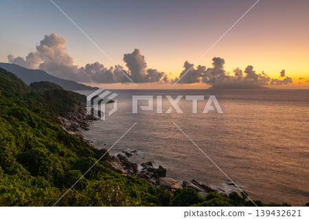 東海日落,暮色,屋久島,眾神居住之地(夏季) 東海日落,暮色,屋久島,眾神居住之地(夏季) 139432621