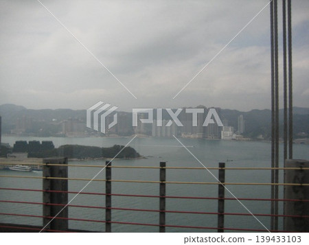 Hong Kong Cityscape from Bridge 139433103