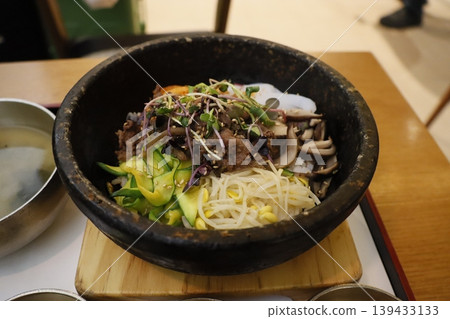 Stone Pot Bibimbap with Fresh Ingredients Stone Pot Bibimbap with Fresh Ingredients 139433133