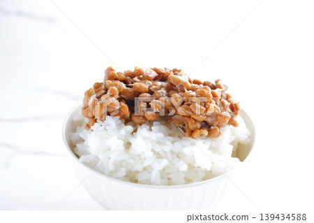 Natto rice - Delicious natto rice made with freshly cooked, steaming hot rice. Natto rice - Delicious natto rice made with freshly cooked, steaming hot rice. 139434588