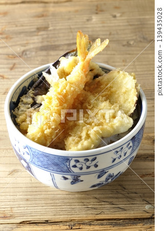 米飯和油炸魚碗 米飯和油炸魚碗 139435028