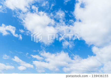 60 images of the blue sky and spreading clouds at the beginning of spring 139436155