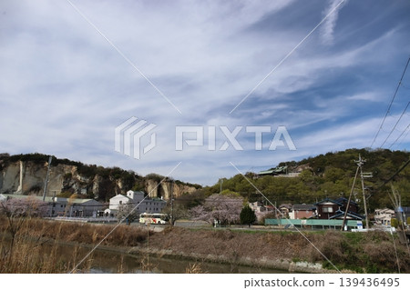 俯瞰石寶殿的石山景觀 [兵庫縣高砂市] 139436495