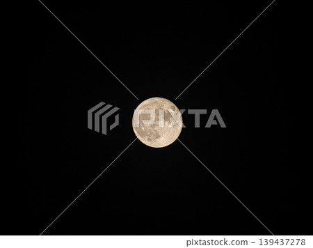 滿月、月亮、夜空、天體、特寫、黑色背景、太空、自然、神秘 滿月、月亮、夜空、天體、特寫、黑色背景、太空、自然、神秘 139437278