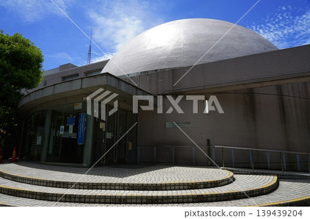 The white dome in Setagaya Ward: May, Setagaya 1415, Setagaya Ward Planetarium 139439204