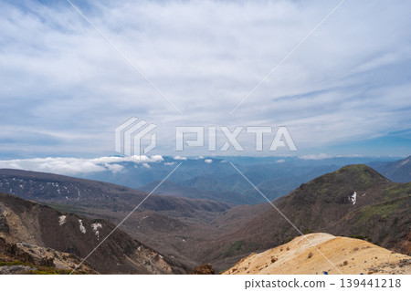 View from the shoulder of the rising sun (Nasu Mountains) View from the shoulder of the rising sun (Nasu Mountains) 139441218