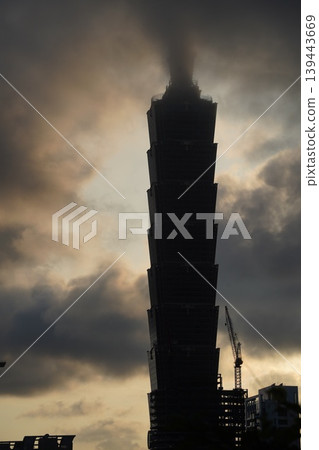 夕陽 139443669