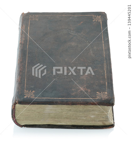 Old antique closed book with textured leather cover, isolated on transparent background. Vintage historical object perfect for education, religion, or literature concepts Old antique closed book with textured leather cover, isolated on transparent background. Vintage historical object perfect for education, religion, or literature concepts 139445201