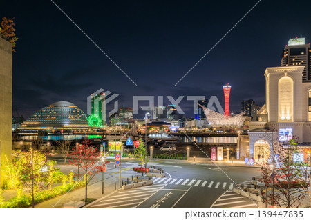 神戶夜景:從新港碼頭眺望聖誕燈飾 神戶夜景:從新港碼頭眺望聖誕燈飾 139447835